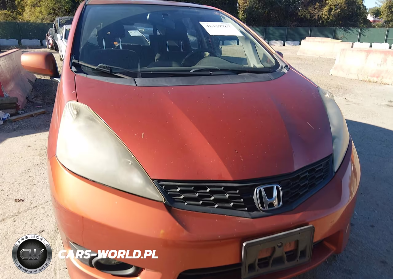 2012 Honda Fit Sport VIN:JHMGE8G53CC034550 - 6