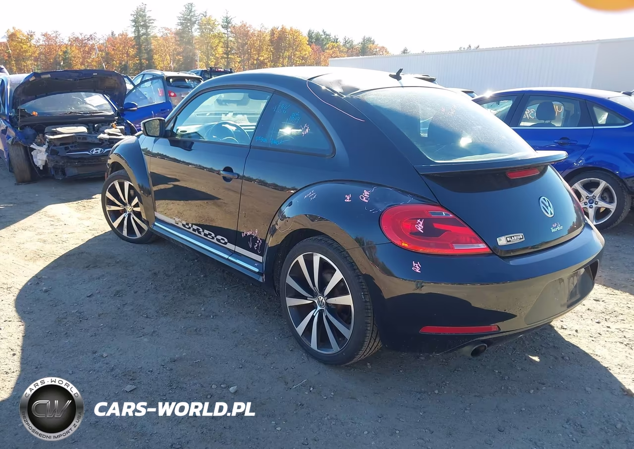 2012 Volkswagen Beetle 2.0T Turbo Launch Edition VIN:3VWVA7AT3CM606413 - 3