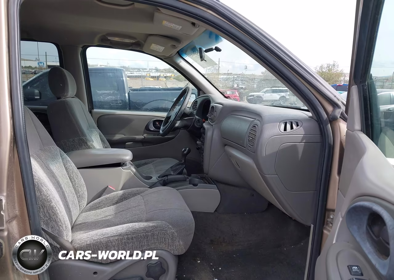 2002 Chevrolet Trailblazer Ls VIN:1GNDT13S822451302 - 5