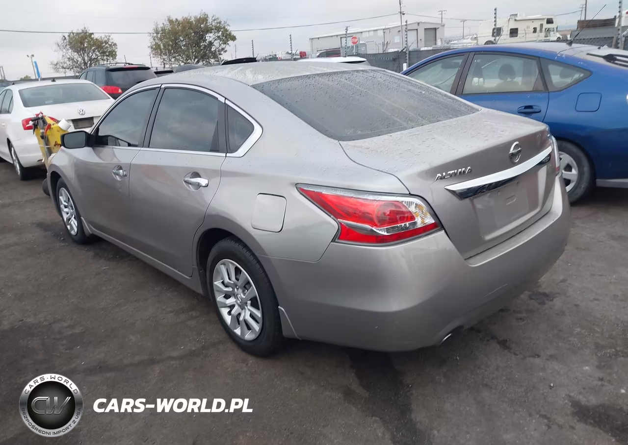 2015 Nissan Altima 2.5 S VIN:1N4AL3AP7FC258277 - 3