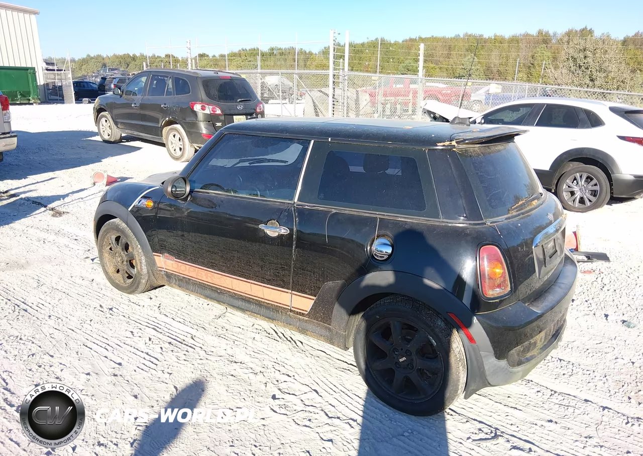 2009 Mini Cooper S VIN:WMWMF73549TT97284 - 3