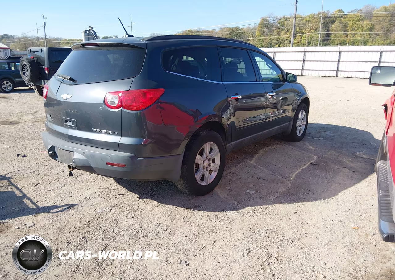 2010 Chevrolet Traverse Lt VIN:1GNLRFED8AS106078 - 4
