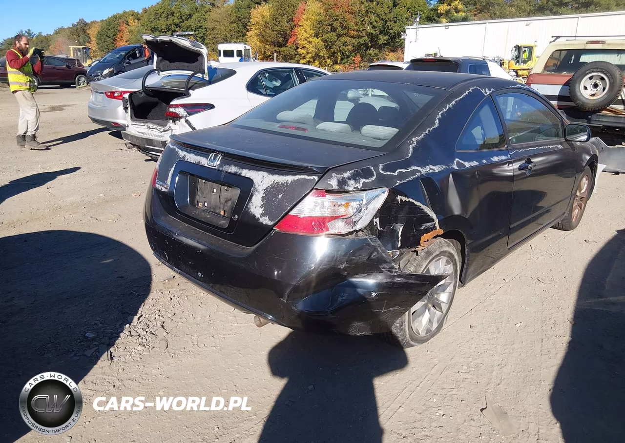 2007 Honda Civic Lx VIN:2HGFG12677H514156 - 4