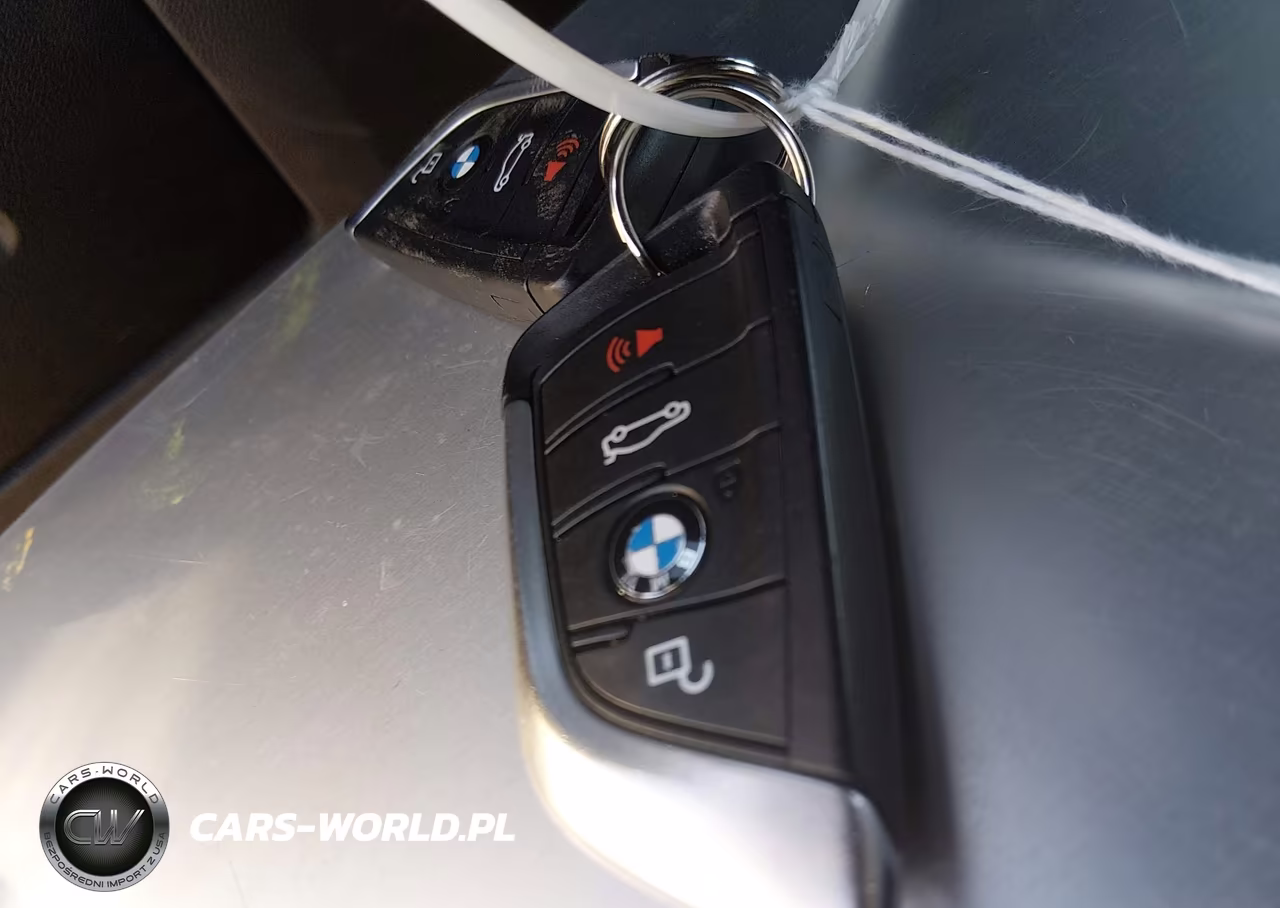 2019 BMW X3 xDrive30I VIN:5UXTR9C57KLD91522 - 11