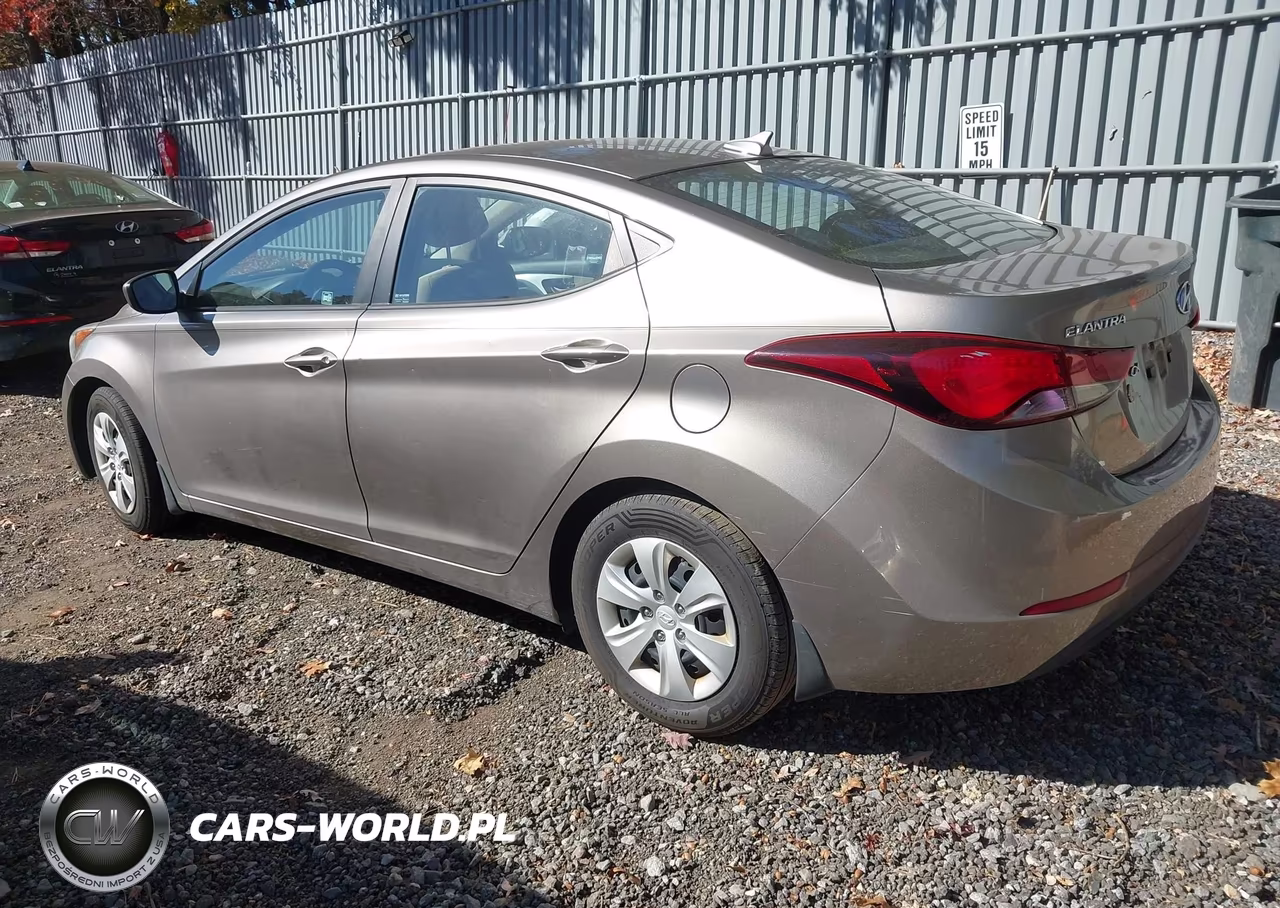 2016 Hyundai Elantra Se VIN:5NPDH4AE2GH721350 - 3