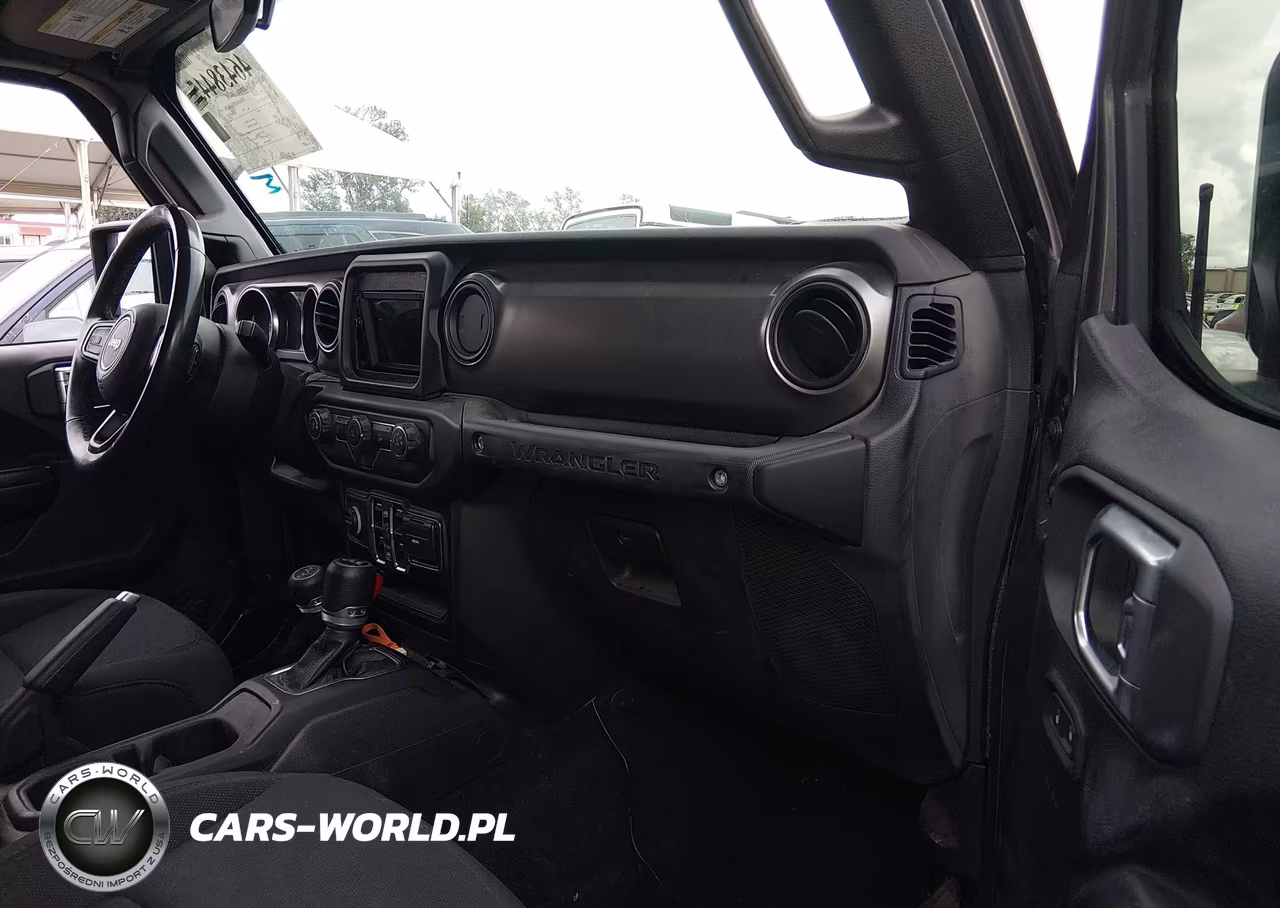 2019 Jeep Wrangler Unlimited Sport S 4X4 VIN:1C4HJXDG3KW638811 - 5