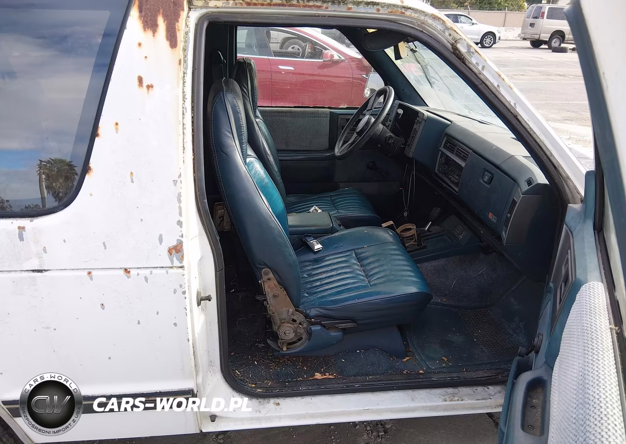 1989 Chevrolet Blazer S10 VIN:1GNCT18Z4K8132414 - 5