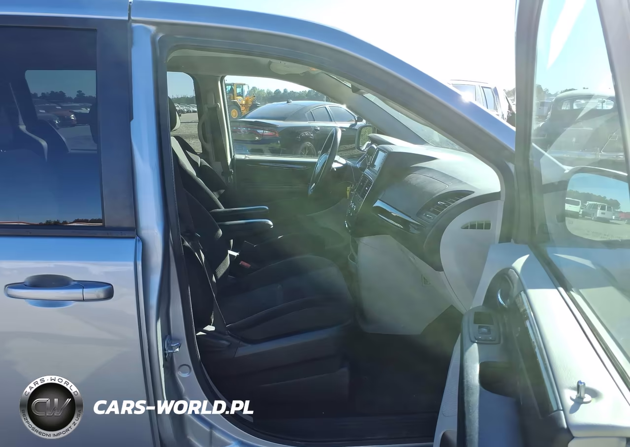 2018 Dodge Grand Caravan Se VIN:2C4RDGBG2JR318630 - 5
