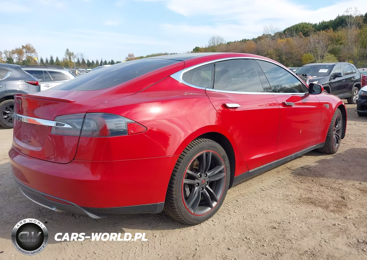 2013 Tesla Model S VIN:5YJSA1CN4DFP18354 - 4