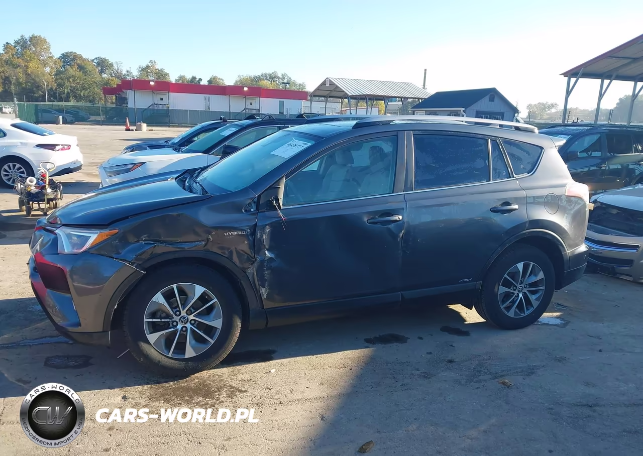 2017 Toyota Rav4 Hybrid Xle VIN:JTMRJREV4HD102855 - 6