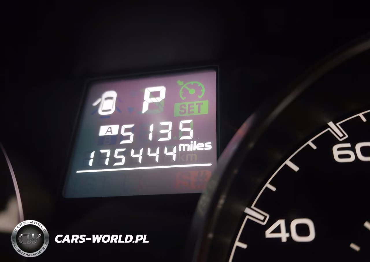 2014 Subaru Outback 2.5I VIN:4S4BRCAC8E3233361 - 7