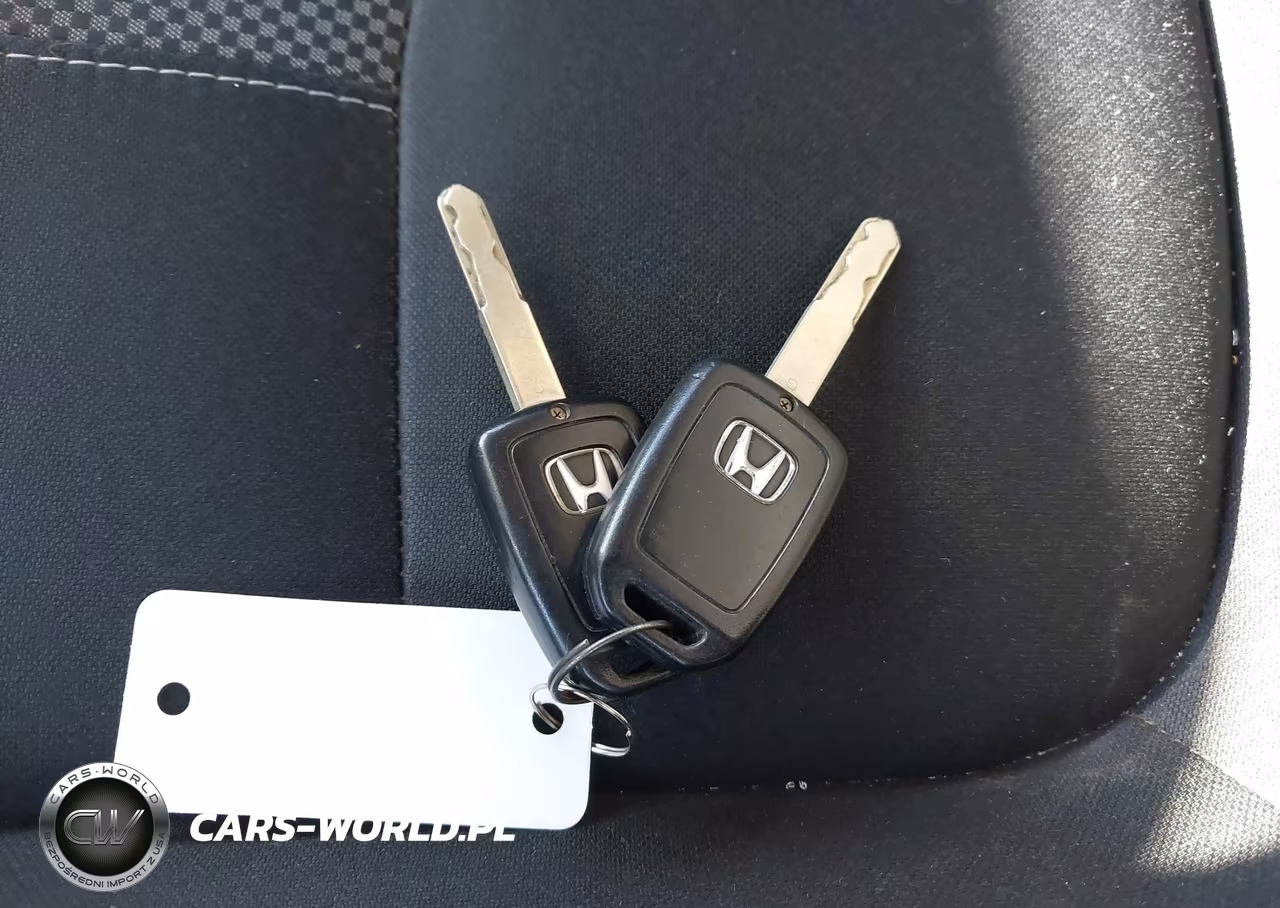 2019 Honda Civic Lx VIN:2HGFC2F6XKH518111 - 11