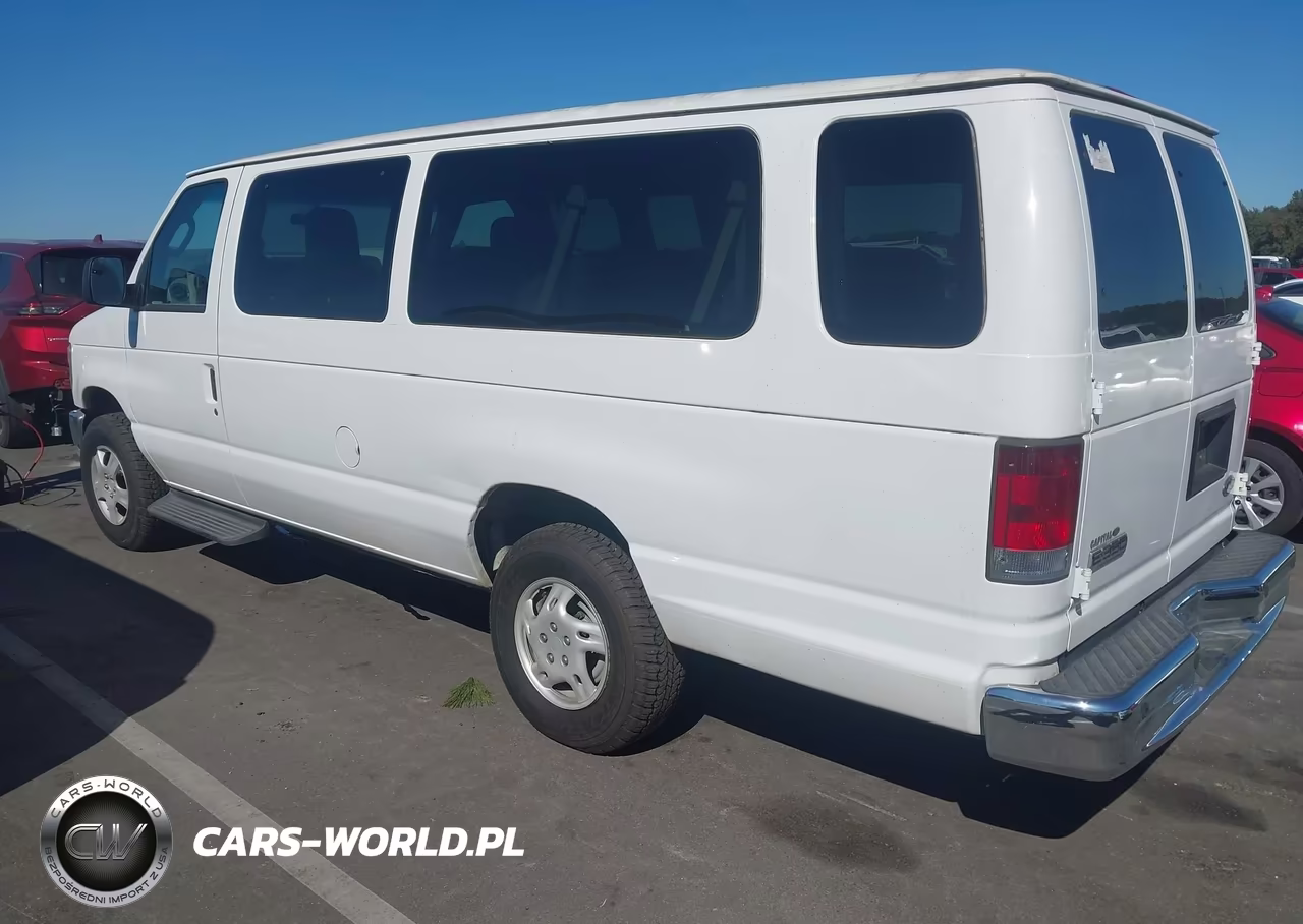2011 Ford E-350 Super Duty Xlt VIN:1FBSS3BL8BDA94401 - 3