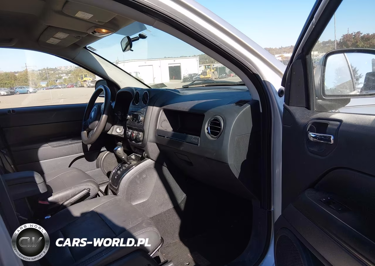 2011 Jeep Compass VIN:1J4NF1FB5BD158679 - 5