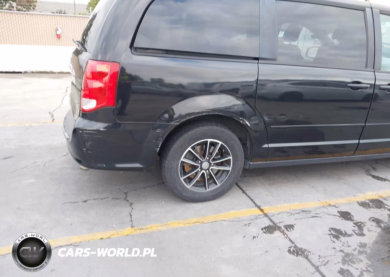 2017 Dodge Grand Caravan Gt VIN:2C4RDGEG7HR740737 - 6