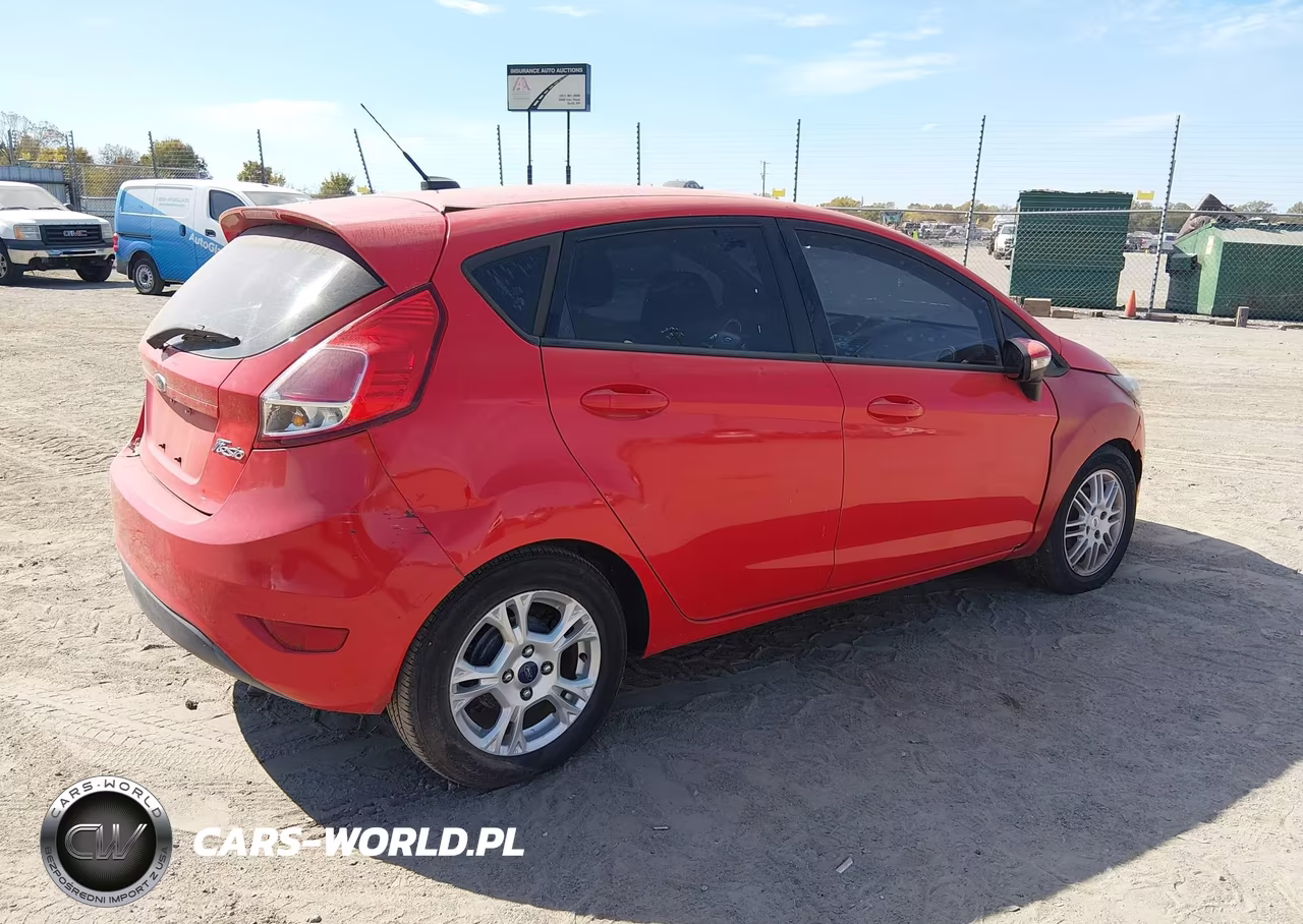 2015 Ford Fiesta Se VIN:3FADP4EJ7FM107855 - 4