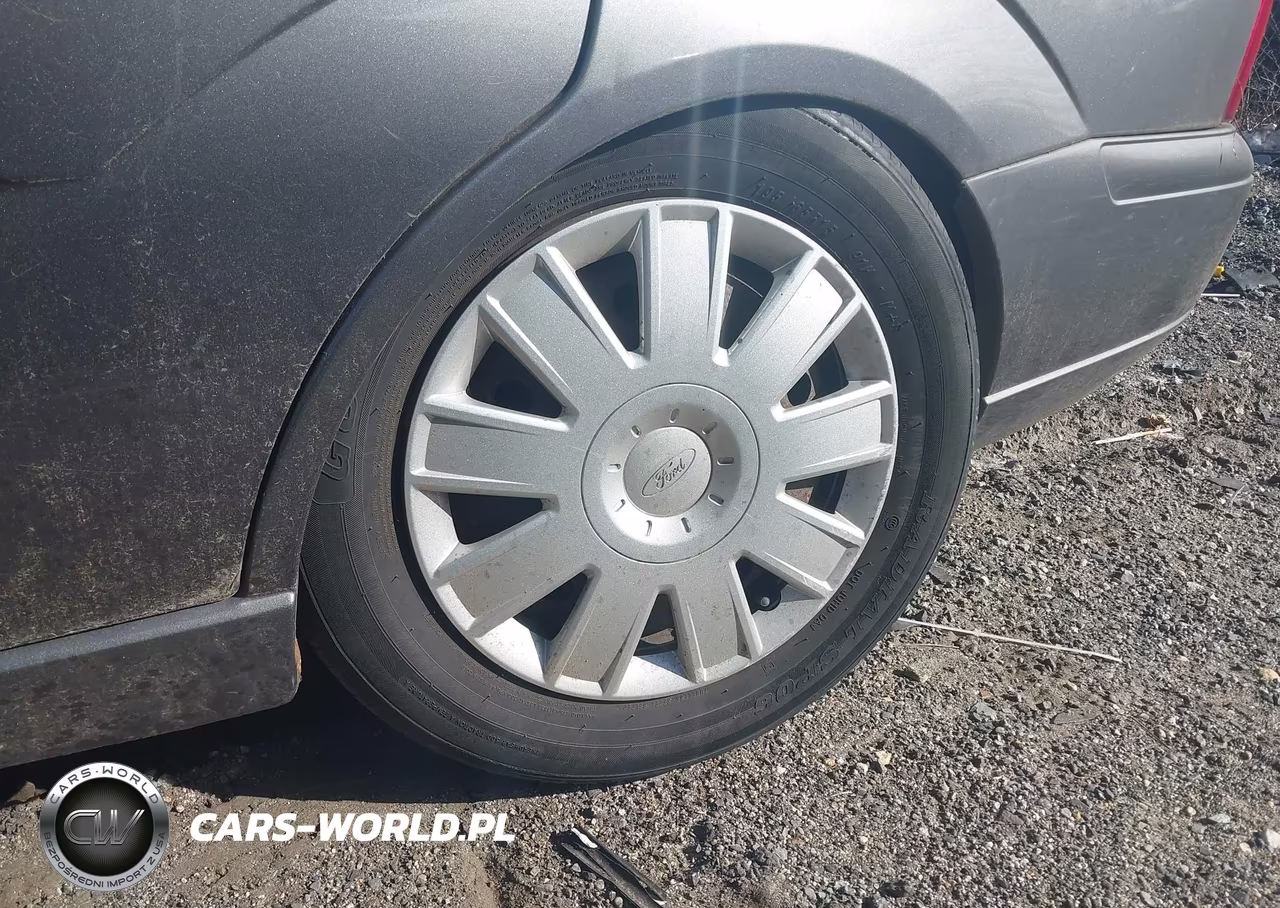 2005 Ford Focus Zxw VIN:1FAHP36N15W138725 - 6