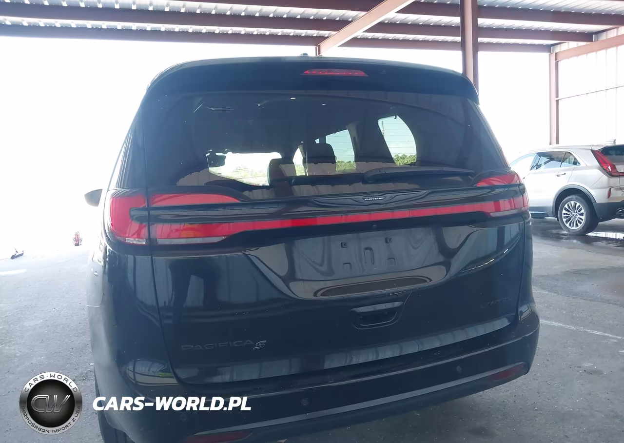2025 Chrysler Pacifica Limited VIN:2C4RC1GG3SR548865 - 17