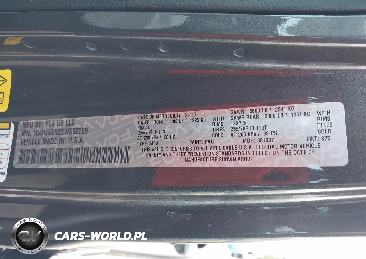 2025 Jeep Wrangler 4-Door Sahara 4X4 VIN:1C4PJXEN3SW592289 - 9