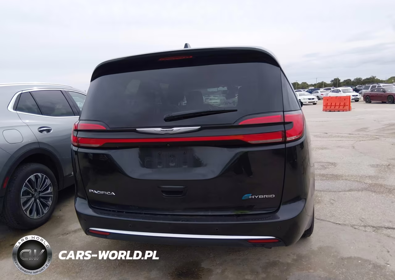 2023 Chrysler Pacifica Hybrid Limited VIN:2C4RC1S7XPR630526 - 16