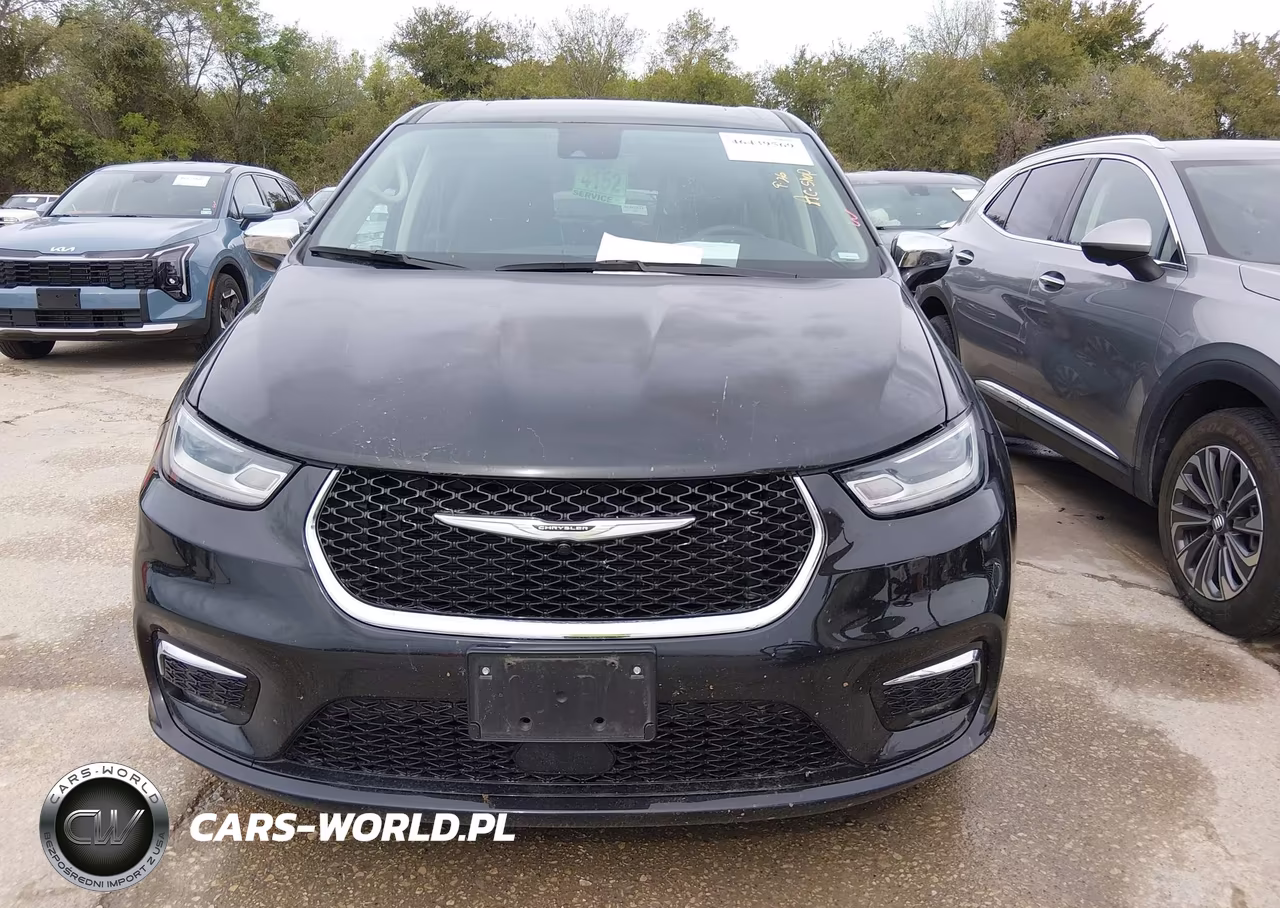 2023 Chrysler Pacifica Hybrid Limited VIN:2C4RC1S7XPR630526 - 6