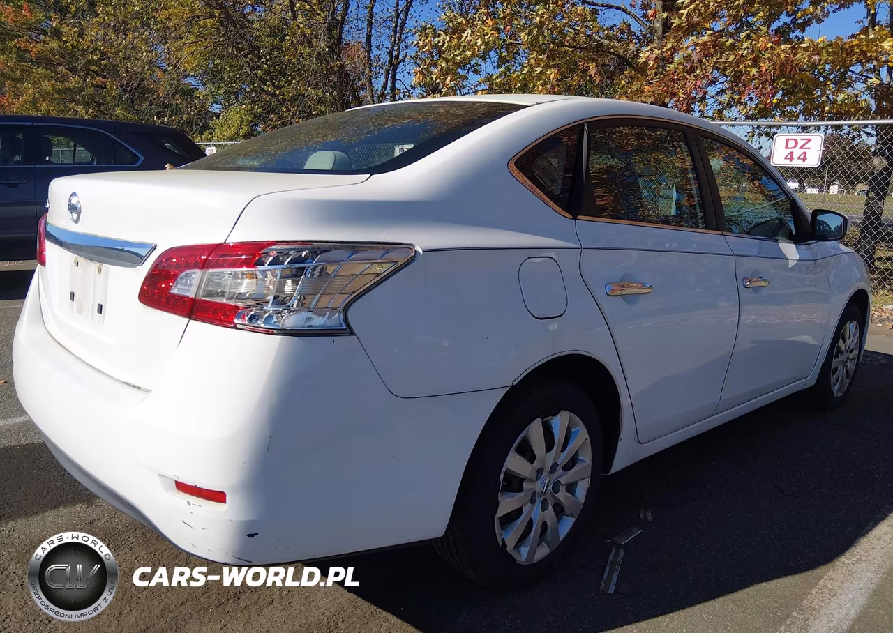 2015 Nissan Sentra S VIN:3N1AB7AP8FY363134 - 4