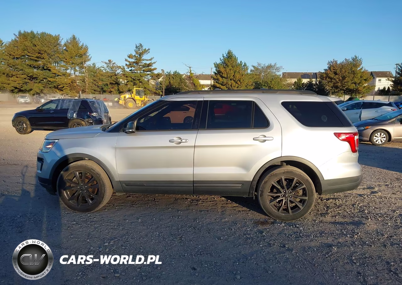 2019 Ford Explorer Xlt VIN:1FM5K8D82KGA02109 - 14