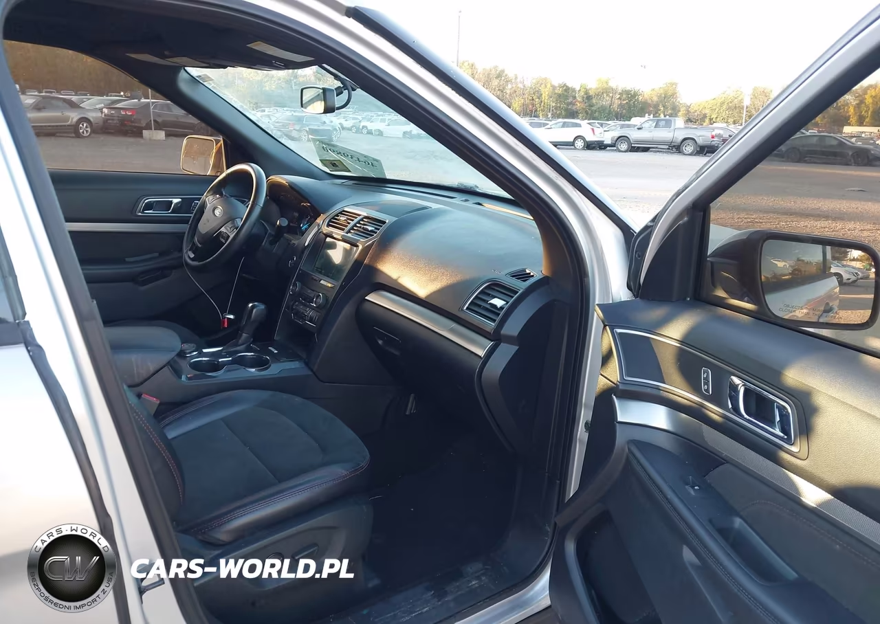 2019 Ford Explorer Xlt VIN:1FM5K8D82KGA02109 - 5