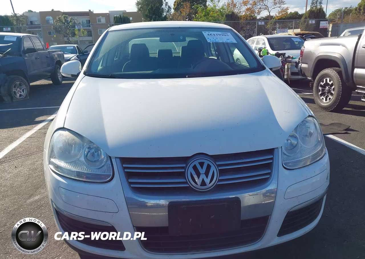 2010 Volkswagen Jetta S VIN:3VWJZ7AJ2AM086689 - 12