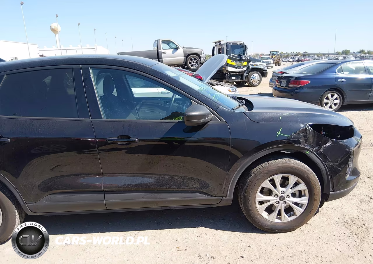 2025 Ford Escape Active VIN:1FMCU9GN3SUB03119 - 14