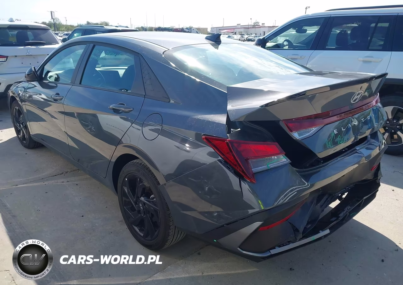 2026 Hyundai Elantra Sel Sport VIN:KMHLM4DG2TU280397 - 3