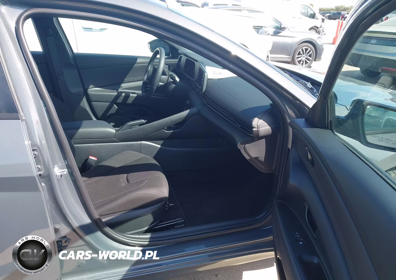 2026 Hyundai Elantra Sel Sport VIN:KMHLM4DG2TU280397 - 5