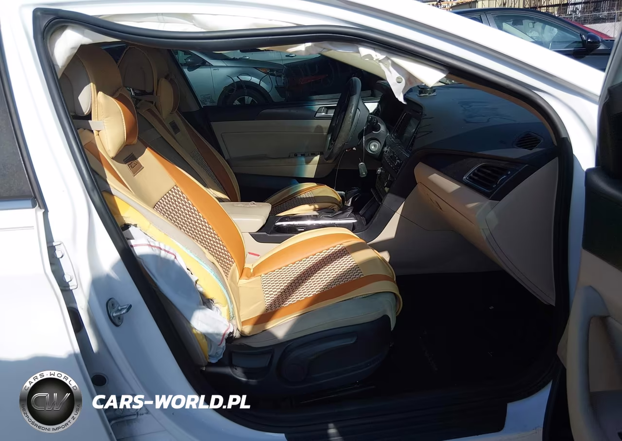 2017 Hyundai Sonata Sport VIN:5NPE34AF8HH505998 - 5