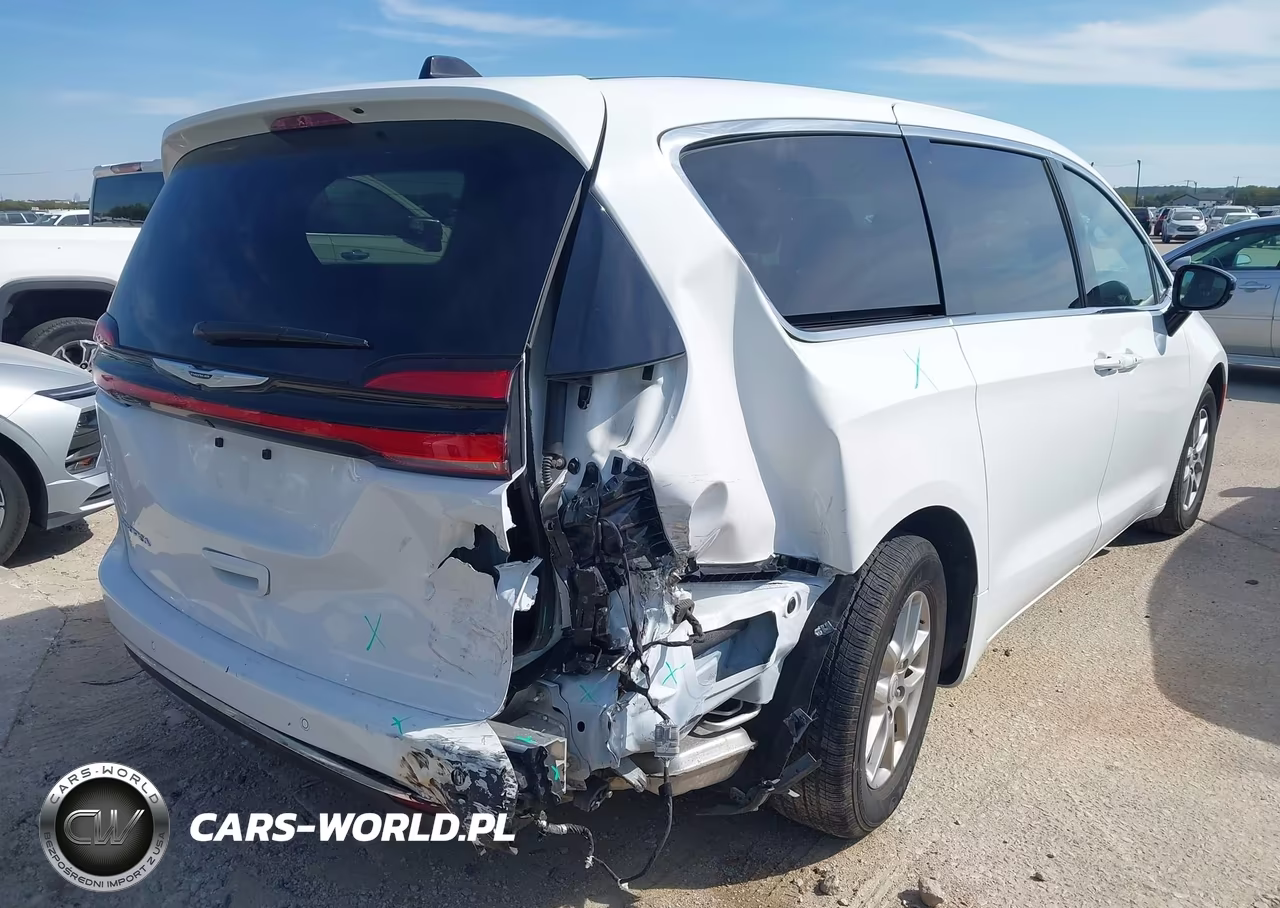2025 Chrysler Pacifica Select VIN:2C4RC1BG7SR577020 - 4