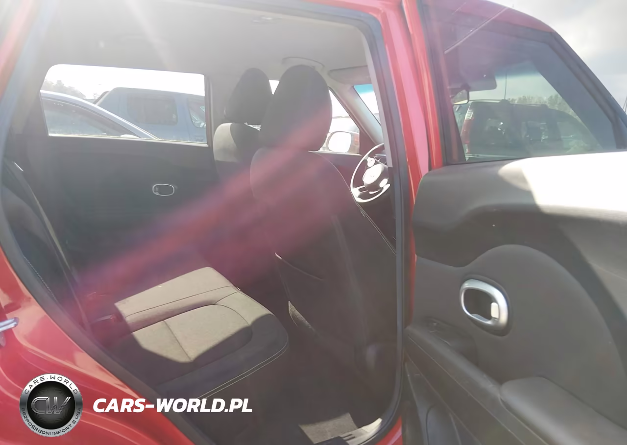2015 Kia Soul + VIN:KNDJP3A59F7791589 - 8