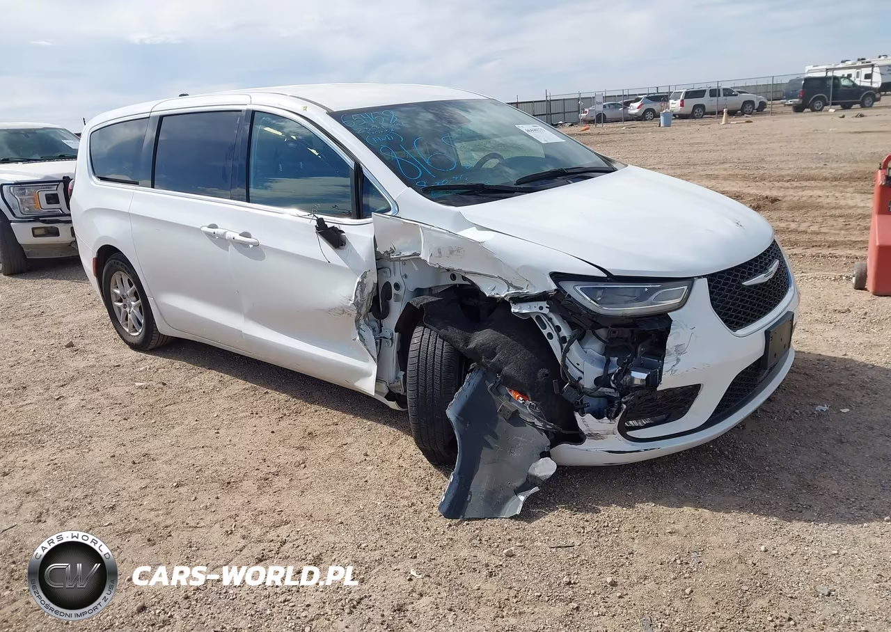 2023 Chrysler Pacifica Touring – zdjęcie 1 z 16