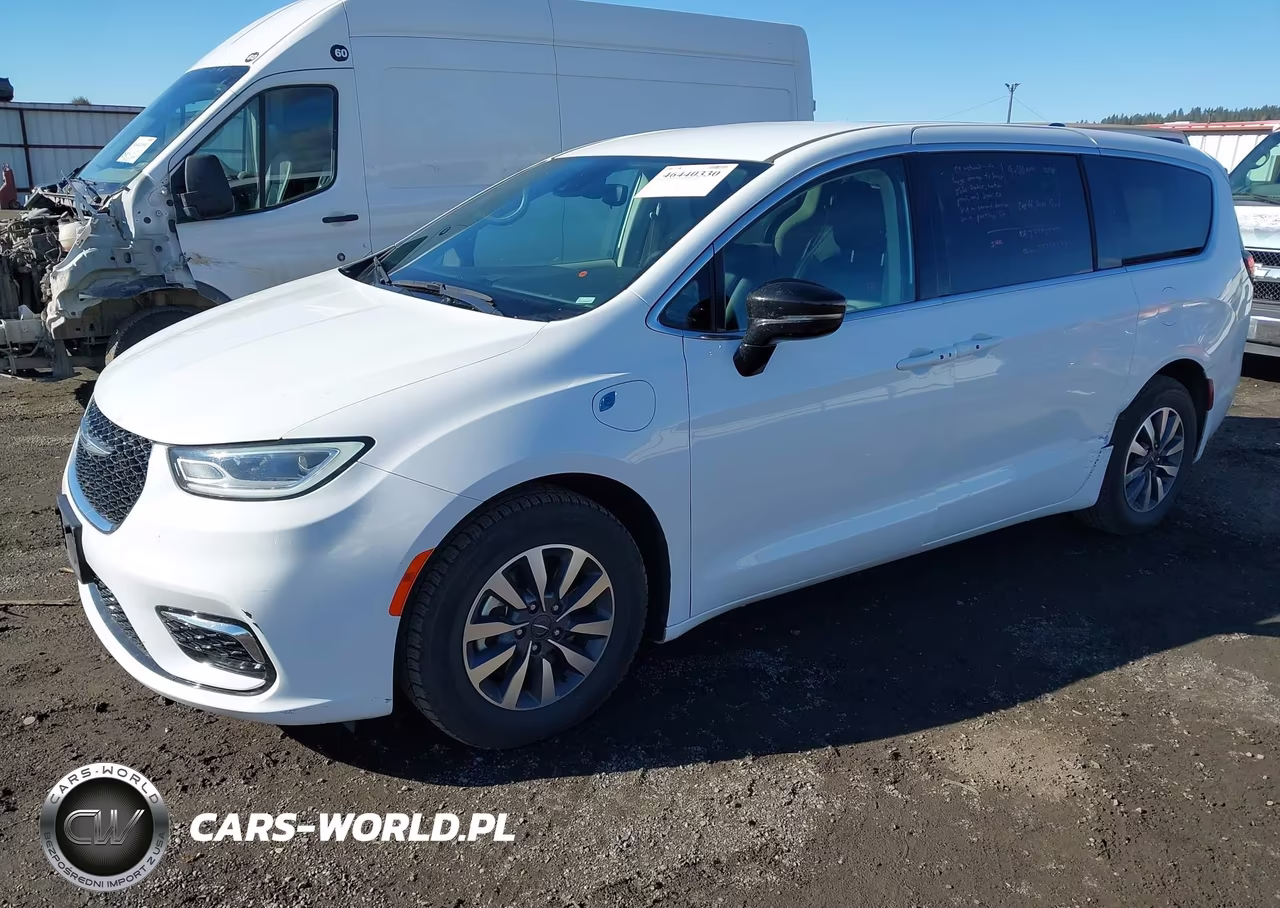 2024 Chrysler Pacifica Hybrid Select VIN:2C4RC1S70RR153480 - 2