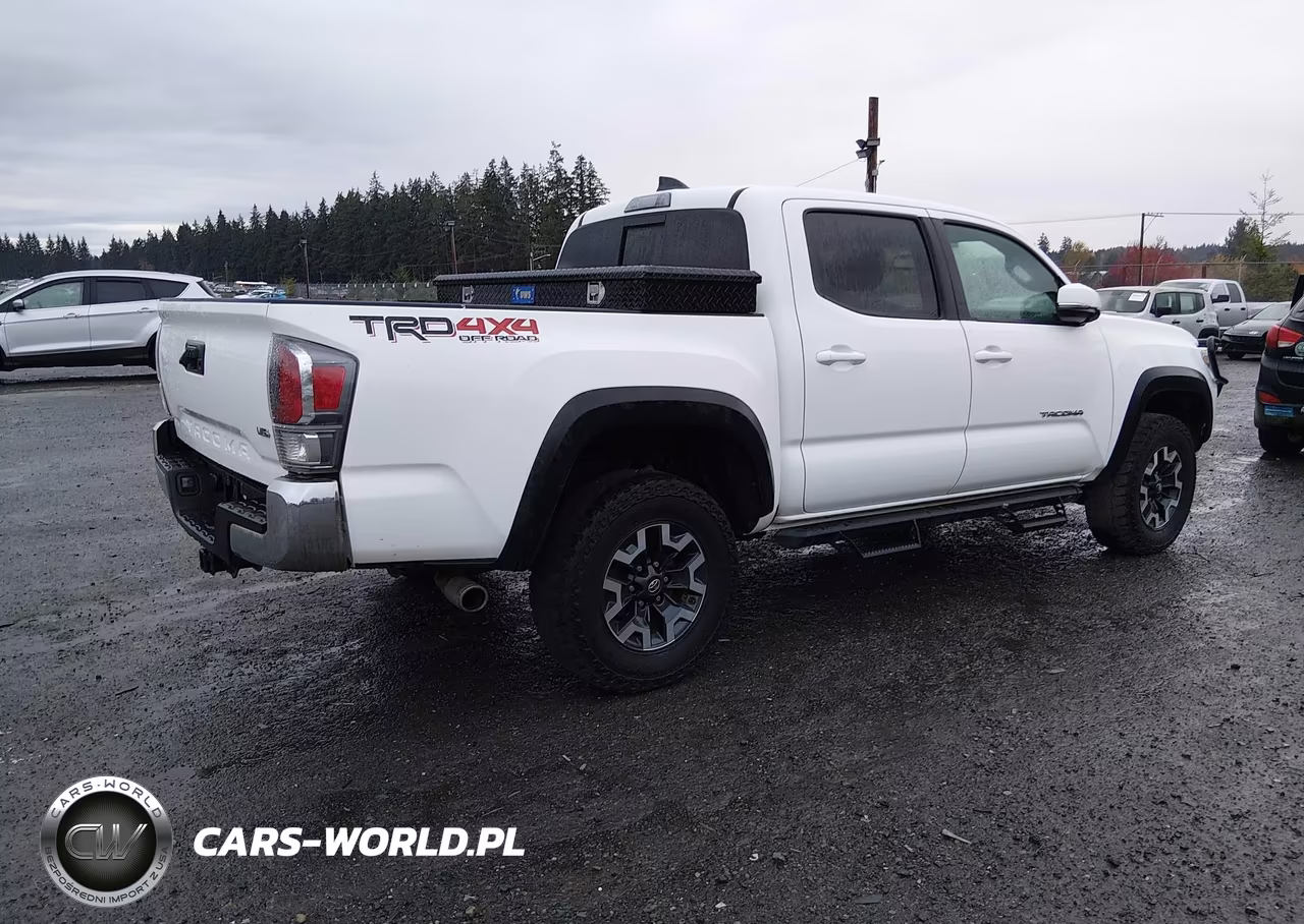 2023 Toyota Tacoma Trd Off Road VIN:3TMCZ5AN9PM548810 - 4
