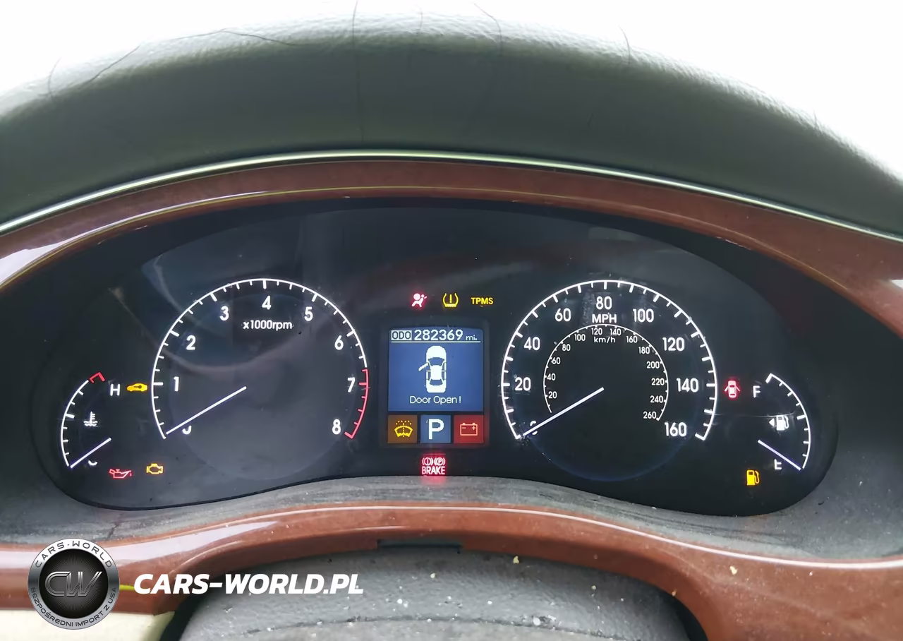 2012 Hyundai Genesis 3.8 VIN:KMHGC4DD4CU188637 - 7
