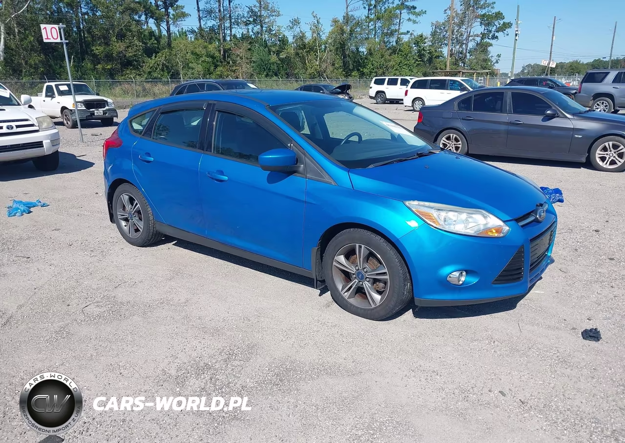 2012 Ford Focus Se VIN:1FAHP3K2XCL399510 - 1