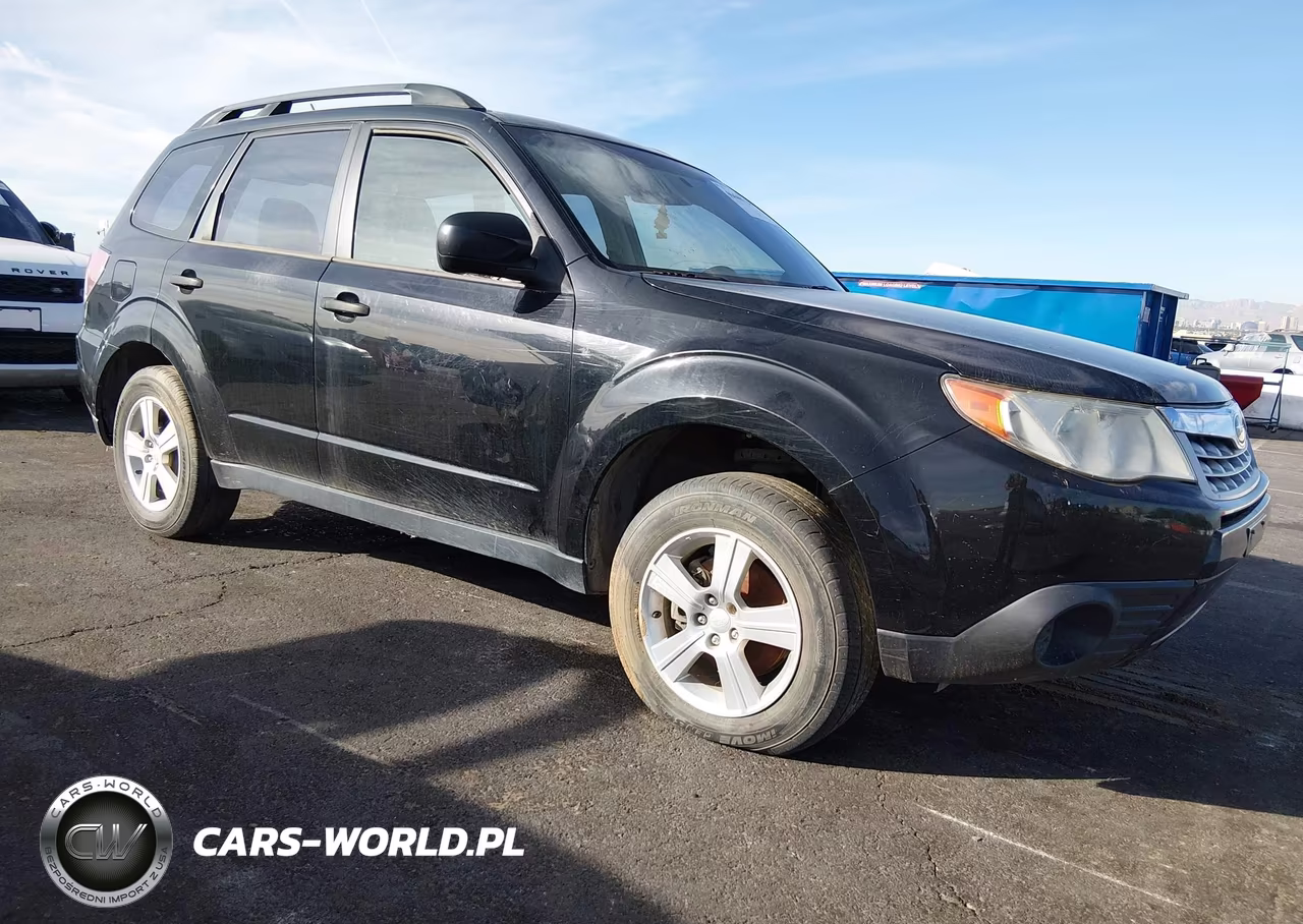 2013 Subaru Forester 2.5X – zdjęcie 1 z 13