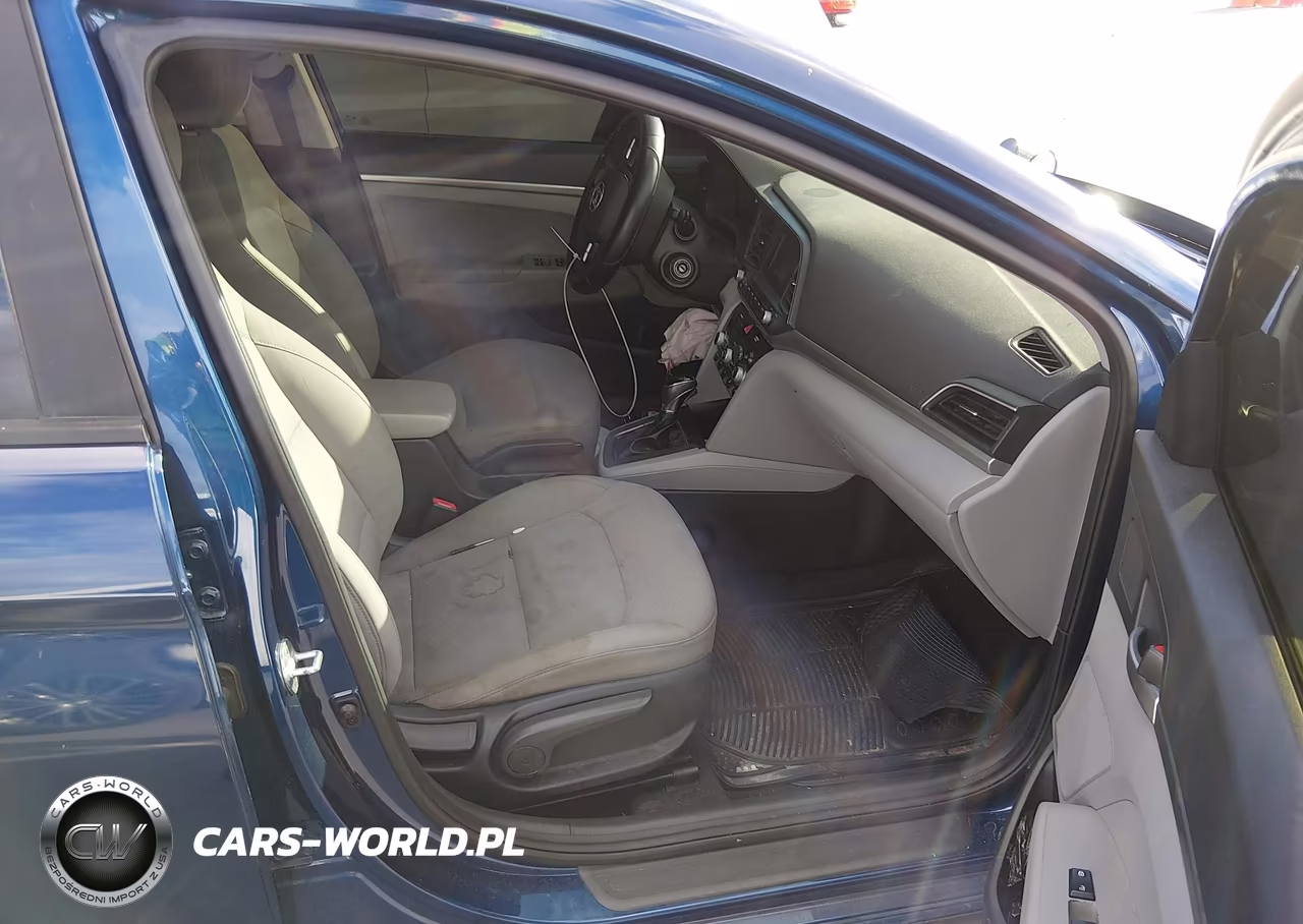 2020 Hyundai Elantra Se VIN:5NPD74LF3LH543953 - 5