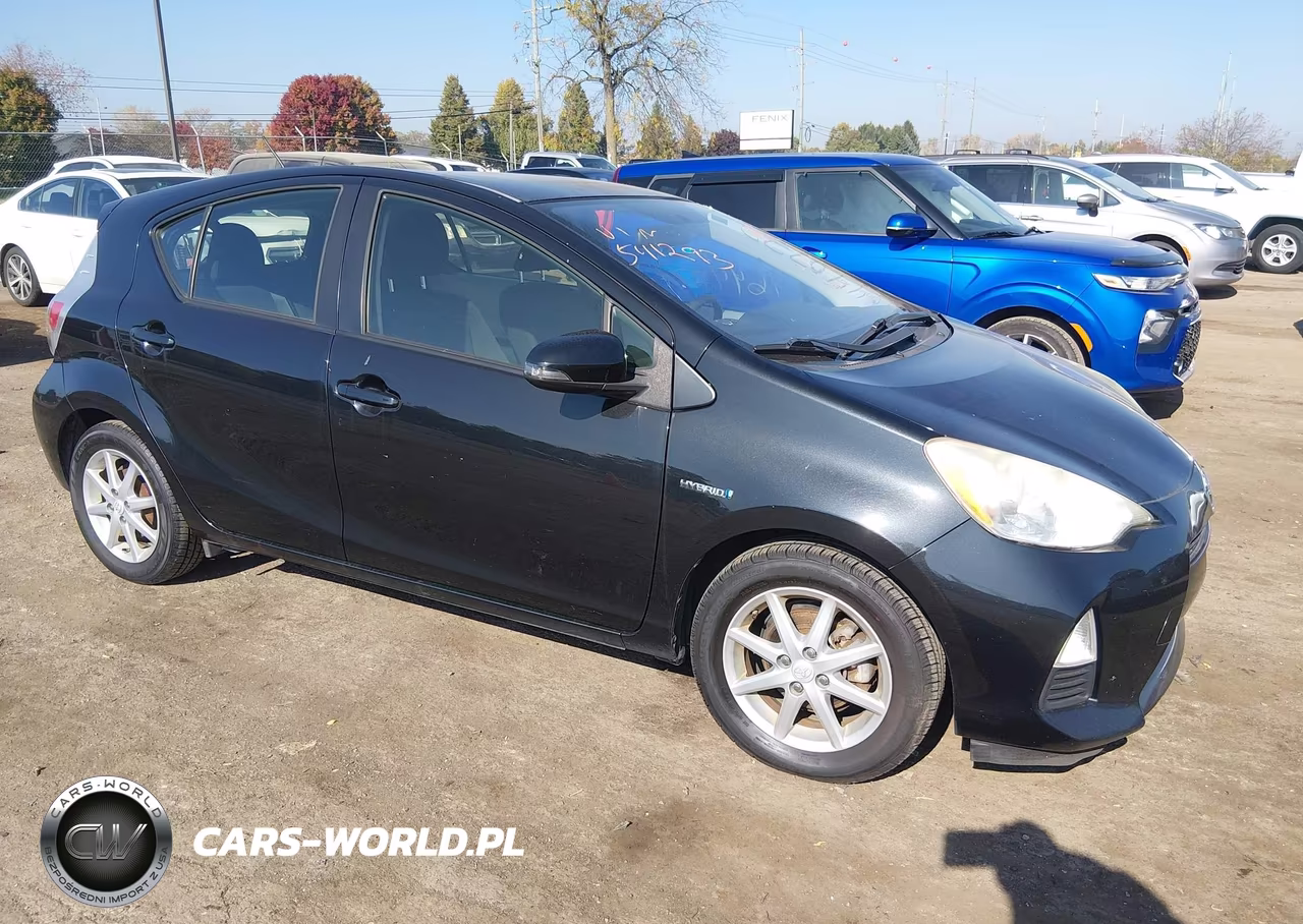 2013 Toyota Prius C Three