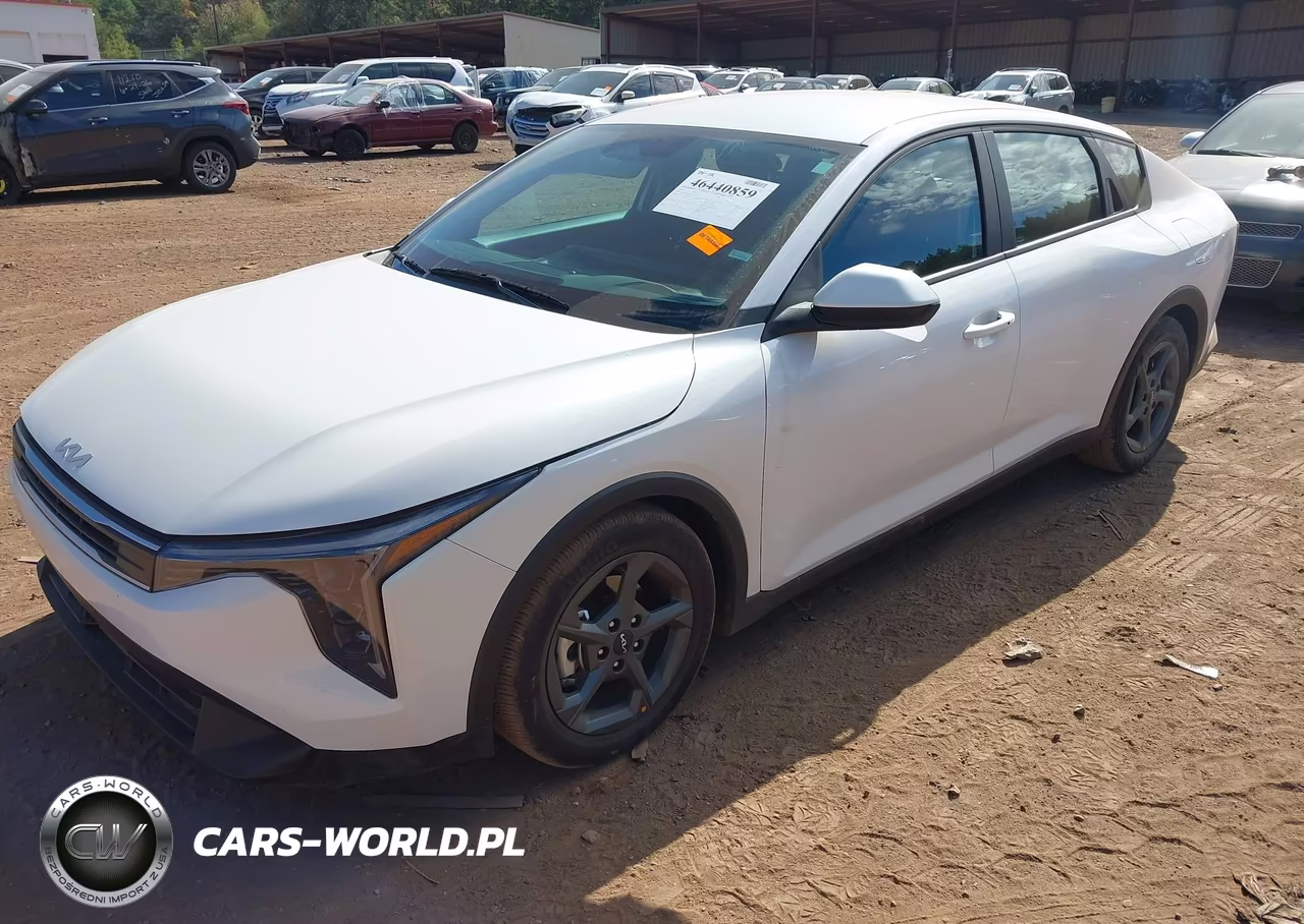 2026 Kia K4 Lxs VIN:3KPFT4DEXTE351606 - 2