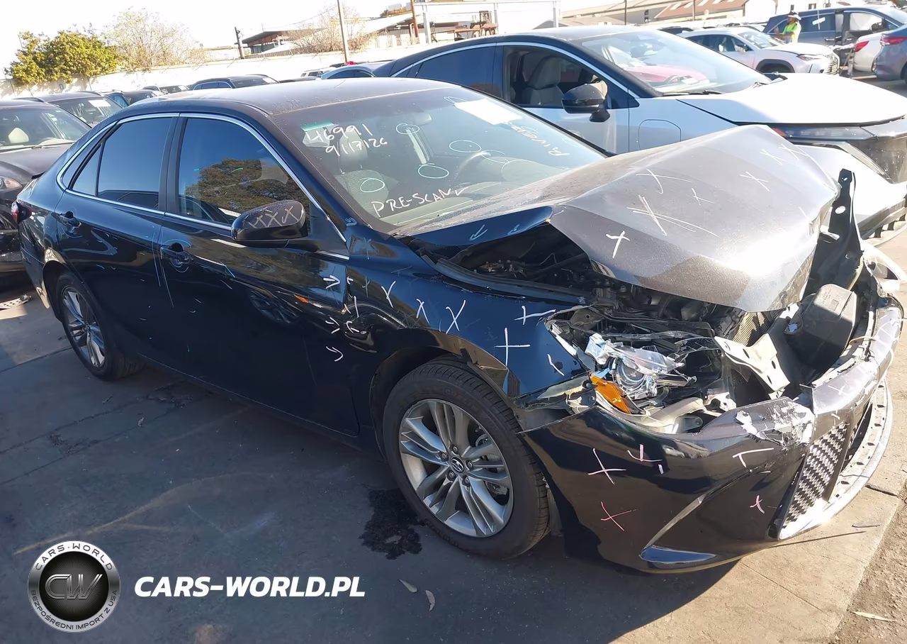 2015 Toyota Camry Se – zdjęcie 1 z 20