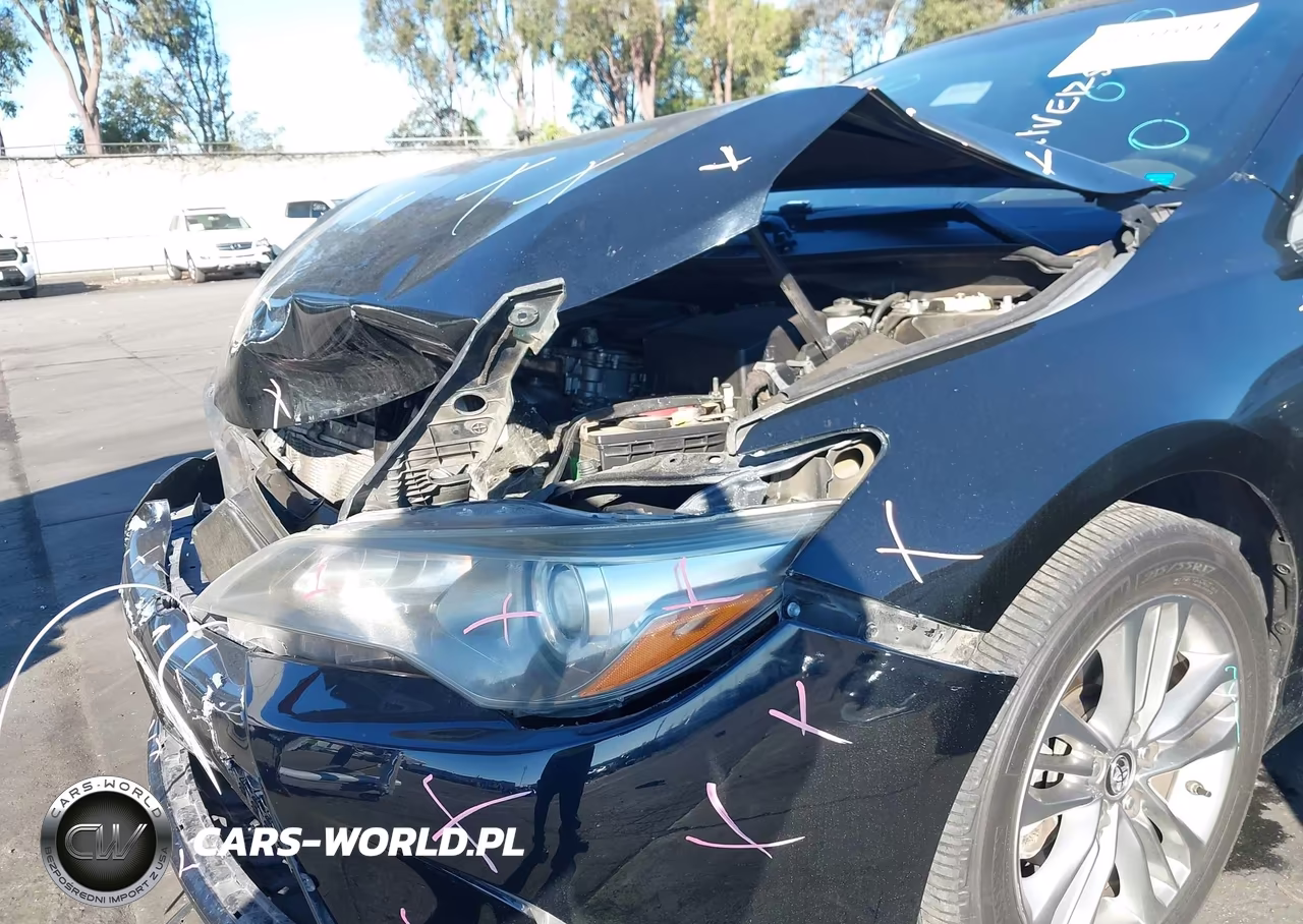2015 Toyota Camry Se VIN:4T1BF1FK2FU006451 - 12