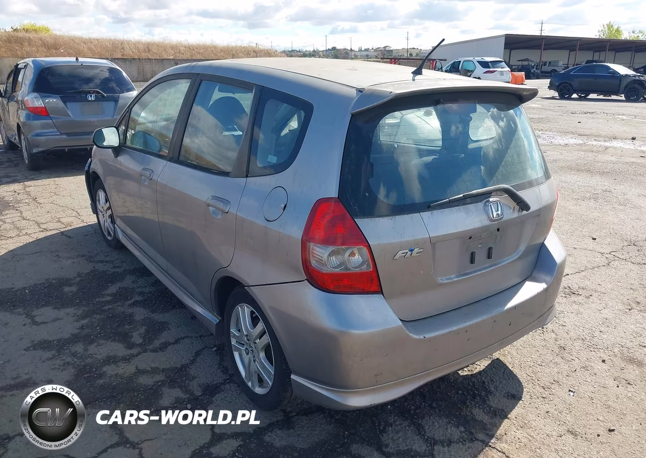 2008 Honda Fit Sport VIN:JHMGD38688S003997 - 3