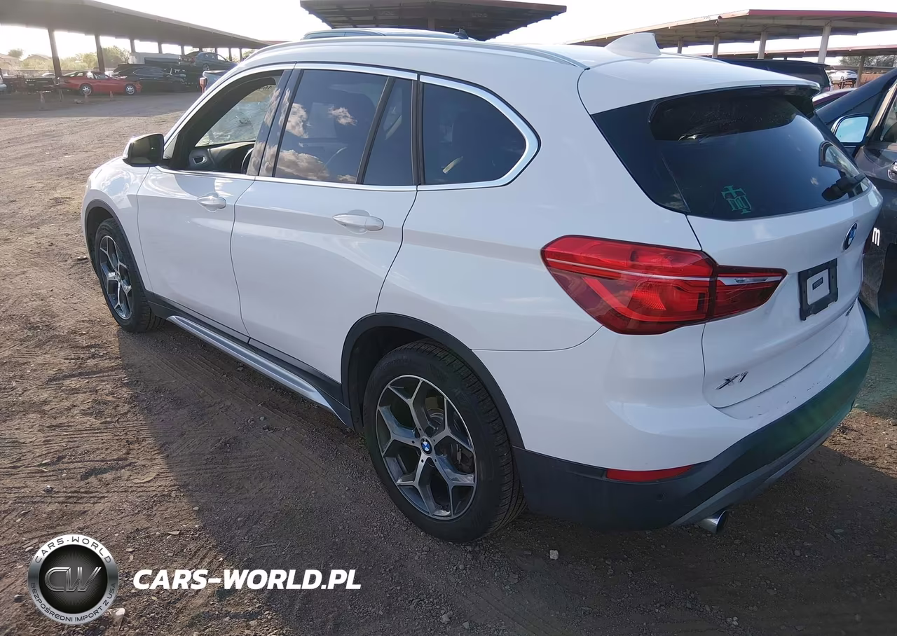 2018 BMW X1 xDrive28I VIN:WBXHT3C31J5L33963 - 3