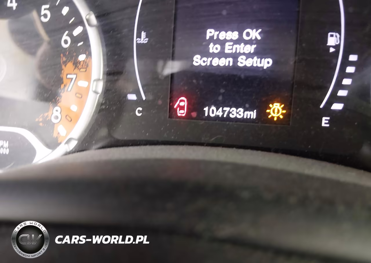 2018 Jeep Renegade Upland Edition 4X4 VIN:ZACCJBAB9JPH26943 - 16