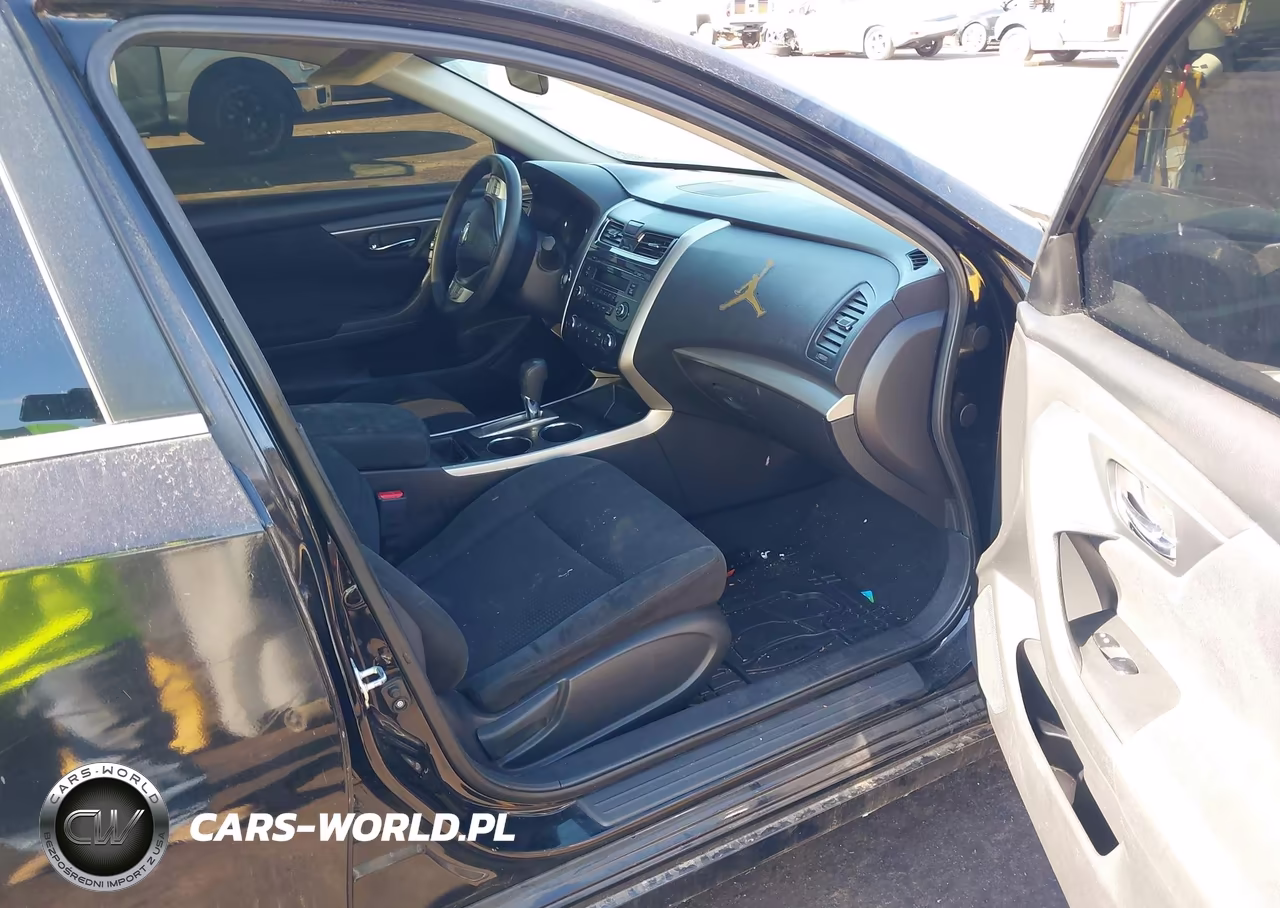 2015 Nissan Altima 2.5 S VIN:1N4AL3AP8FC229077 - 5